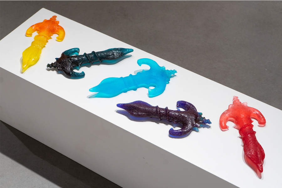 Arrow sugar sculpture